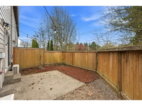 17226 SW 119th Place King City OR 97224