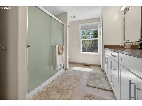 11824 SE Sunnycreek Lane Clackamas OR 97015
