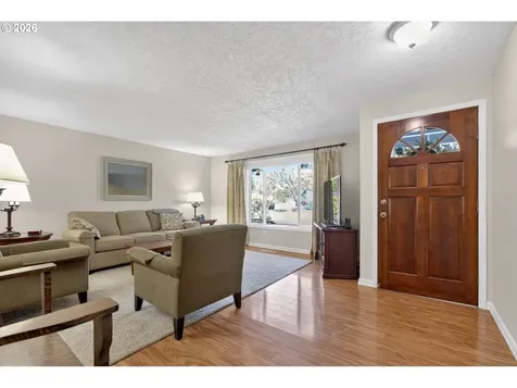 11824 SE Sunnycreek Lane Clackamas OR 97015