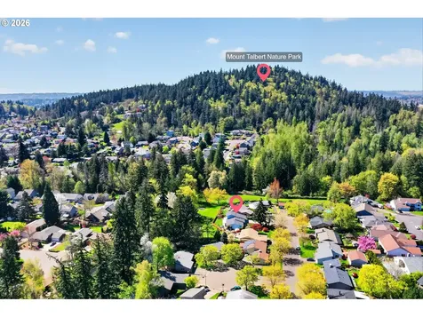 11824 SE Sunnycreek Lane Clackamas OR 97015
