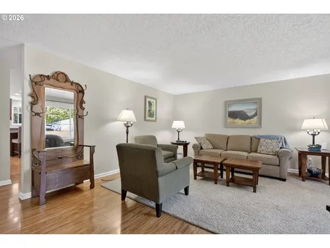 11824 SE Sunnycreek Lane Clackamas OR 97015