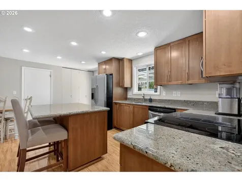 11824 SE Sunnycreek Lane Clackamas OR 97015