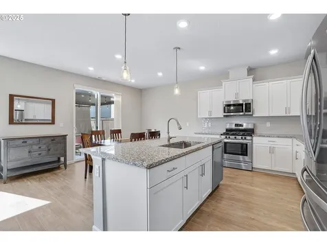 1634 36th Place Forest Grove OR 97116