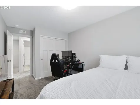 1634 36th Place Forest Grove OR 97116