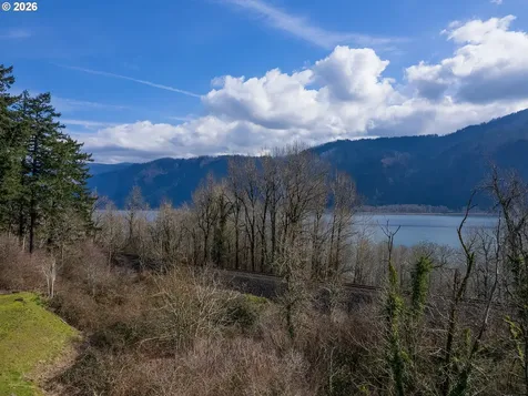 State Highway 14 Washougal WA 98671