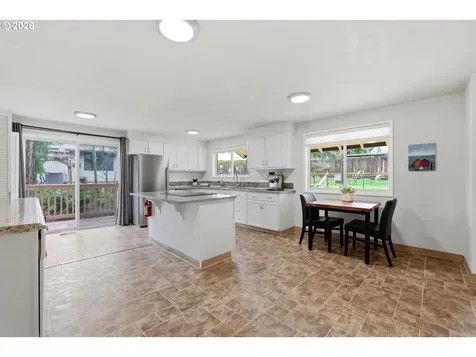 939 Hazelwood Drive Oregon City OR 97045
