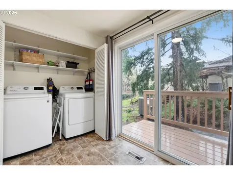 939 Hazelwood Drive Oregon City OR 97045