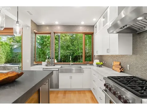 2817 NE Hamblet Street Portland OR 97212