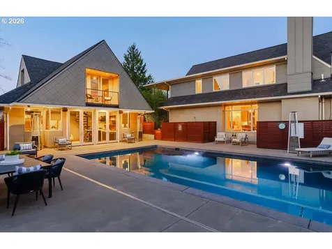 2817 NE Hamblet Street Portland OR 97212