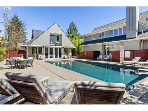 2817 NE Hamblet Street Portland OR 97212