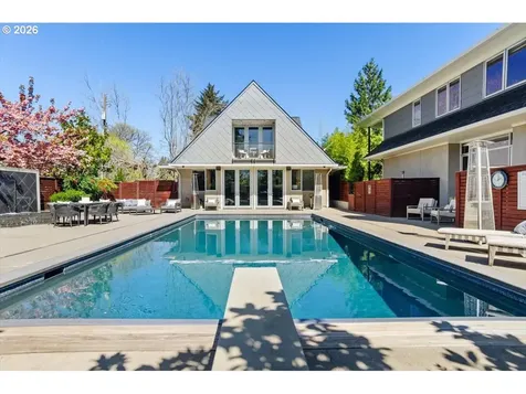 2817 NE Hamblet Street Portland OR 97212