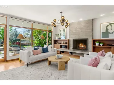 2817 NE Hamblet Street Portland OR 97212