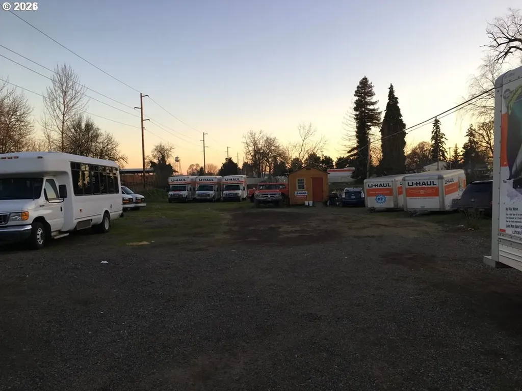 Lot Behind 1590 Ivy Junction City OR 97448