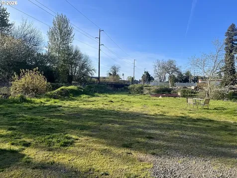 Lot Behind 1590 Ivy Junction City OR 97448