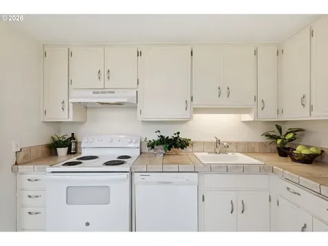 3705 Peppertree Drive Eugene OR 97402