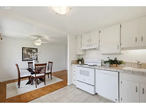 3705 Peppertree Drive Eugene OR 97402