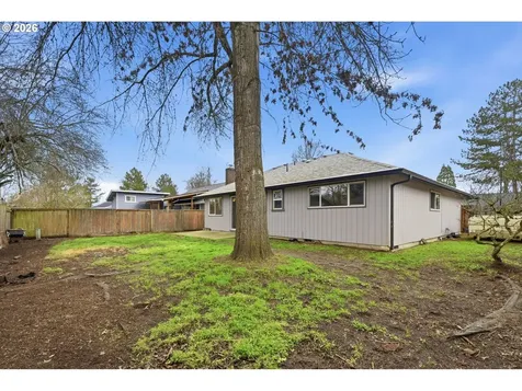 3705 Peppertree Drive Eugene OR 97402