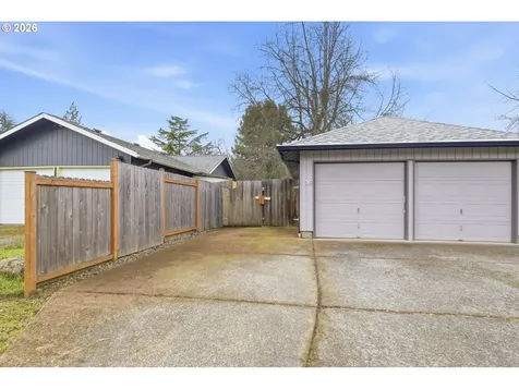 3705 Peppertree Drive Eugene OR 97402