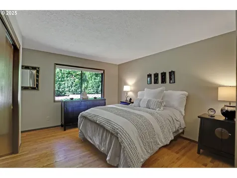 775 SW 84th Court Portland OR 97225