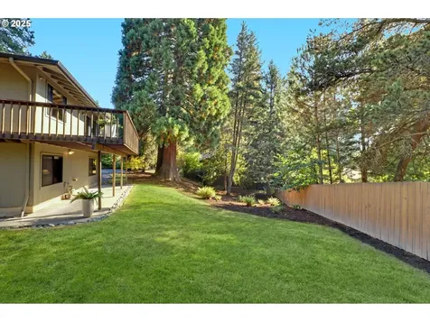 775 SW 84th Court Portland OR 97225