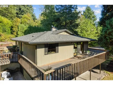 775 SW 84th Court Portland OR 97225
