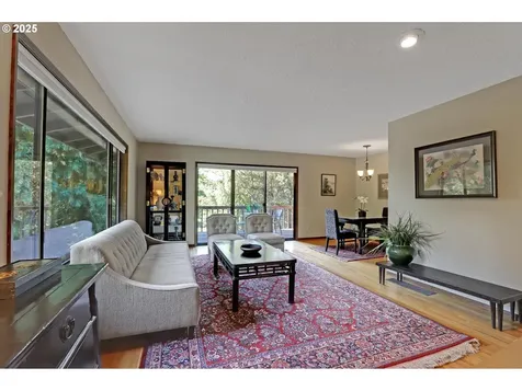 775 SW 84th Court Portland OR 97225