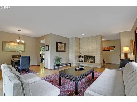 775 SW 84th Court Portland OR 97225
