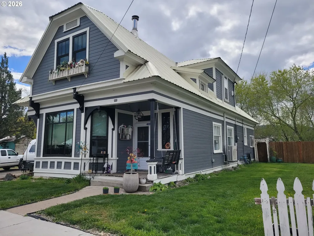 1917 Clifford Street Baker City OR 97814