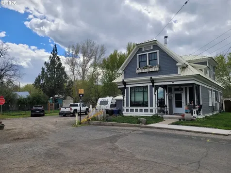 1917 Clifford Street Baker City OR 97814