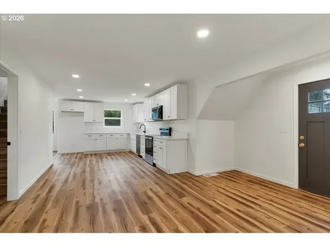 4623 NE Sumner Street Portland OR 97218