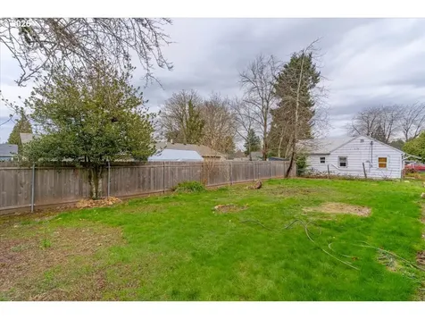 4623 NE Sumner Street Portland OR 97218