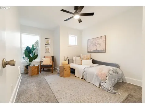 618 NE Killingsworth Court Portland OR 97211