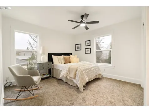 618 NE Killingsworth Court Portland OR 97211
