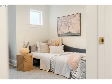 618 NE Killingsworth Court Portland OR 97211