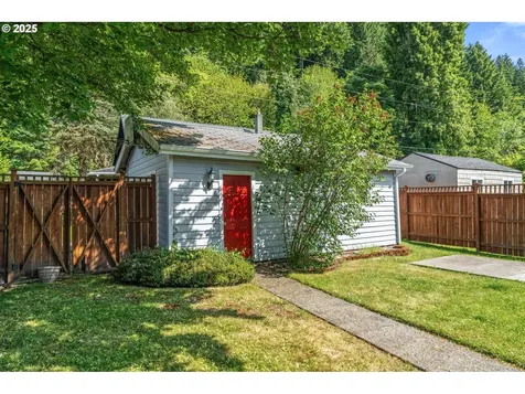 402 S Buckner Street Centralia WA 98531