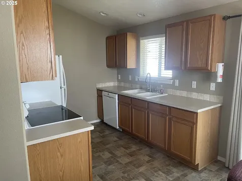 1238 Colton Way Eugene OR 97402