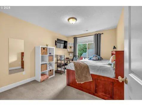 8803 SW 51st Avenue Portland OR 97219