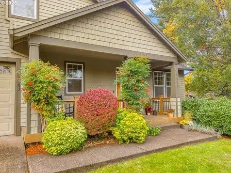 8803 SW 51st Avenue Portland OR 97219