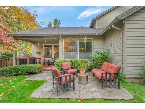 8803 SW 51st Avenue Portland OR 97219