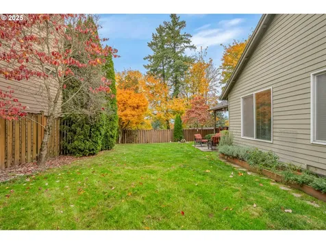 8803 SW 51st Avenue Portland OR 97219
