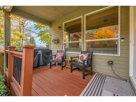8803 SW 51st Avenue Portland OR 97219