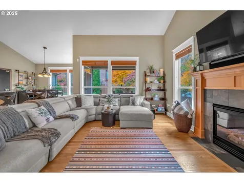 8803 SW 51st Avenue Portland OR 97219
