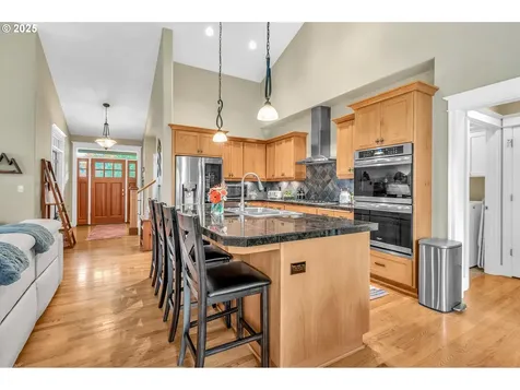 8803 SW 51st Avenue Portland OR 97219