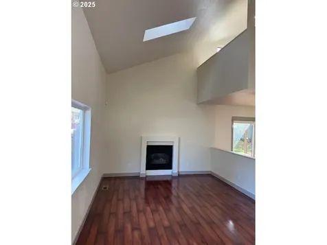 4015 Scenic Drive Eugene OR 97404