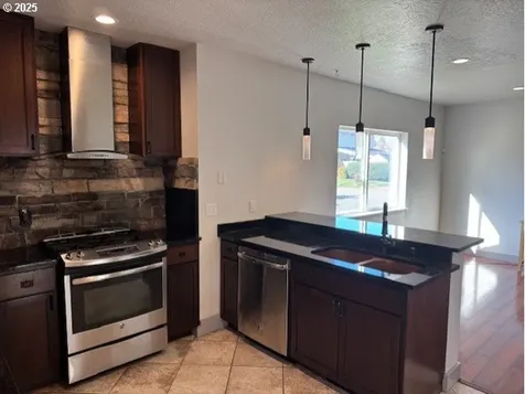 4015 Scenic Drive Eugene OR 97404