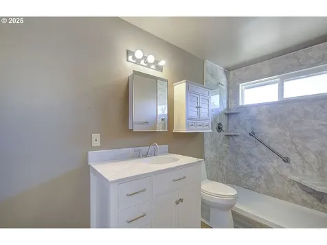 600 S 5th Avenue Kelso WA 98626