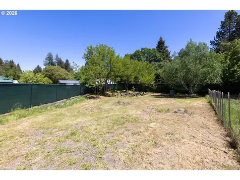1258 Highway 141 White Salmon WA 98672