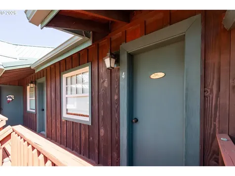 1258 Highway 141 White Salmon WA 98672