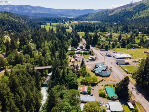 1258 Highway 141 White Salmon WA 98672