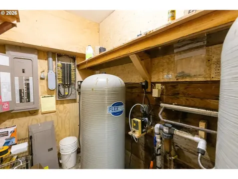 1258 Highway 141 White Salmon WA 98672